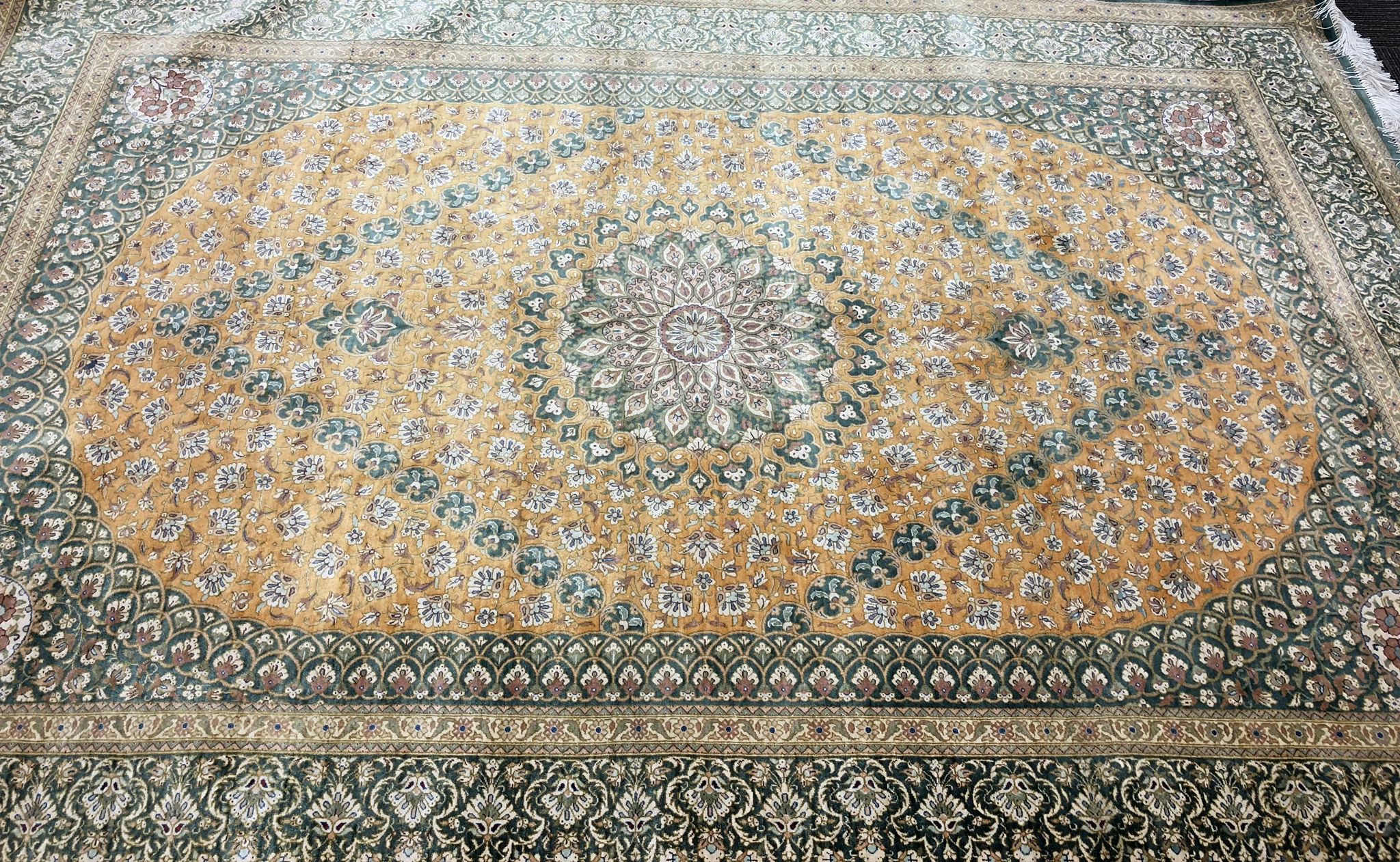 板橋区のペルシャ絨毯買取